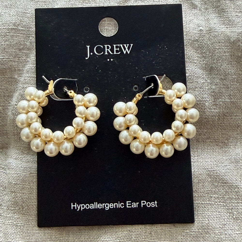 BNWT J Crew factory pearl hoops